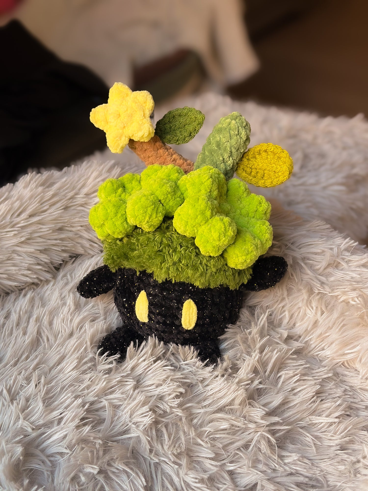 House of sprites new member crochet pattern, rock sprites with clover and star branch on his head
