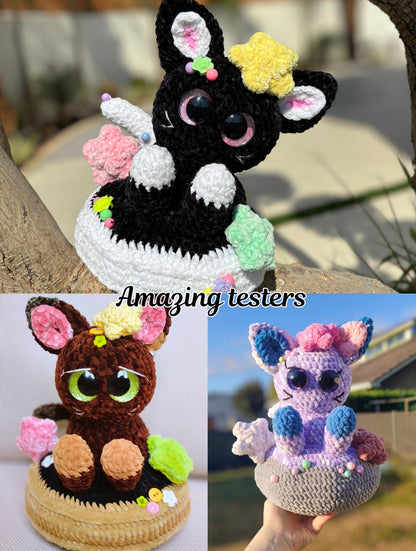 Peek-A-Momo Crochet Pattern